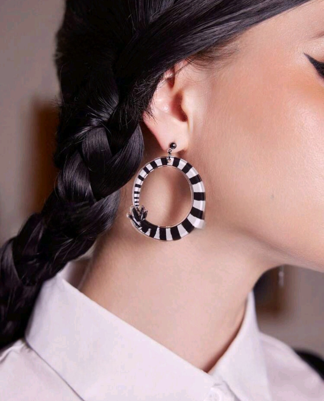 Featured image for “Beetlejuice - Sandworm Earrings”